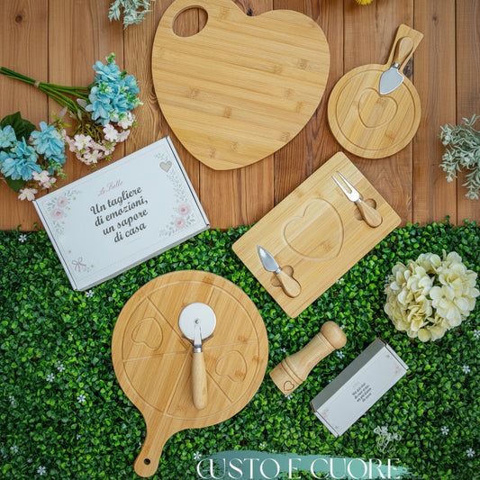 Le Stelle - Tagliere legno con tagliapizza gusto e cuore