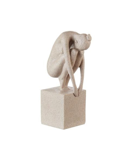 L'Oca Nera - Scultura donna in posa